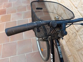 Bicicleta de paseo con cesta