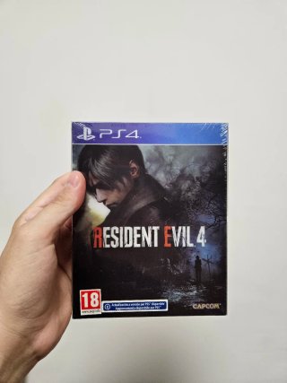 Resident Evil 4 Remake PS4 lenticular Nuevo