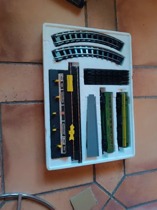 Tren Eléctrico con Vías y Mando Geiper TREN