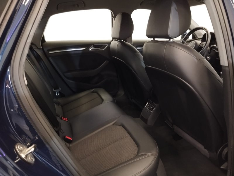 Audi A3 Sedán 1.6 TDI 2018, foto 8