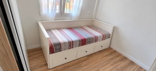 Cama Diván Blanca con Cajones