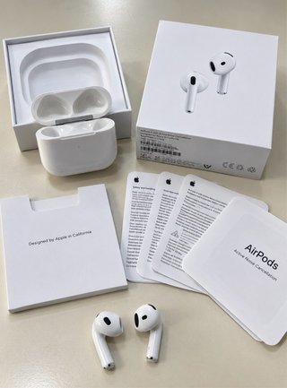 Airpods 4 ANC