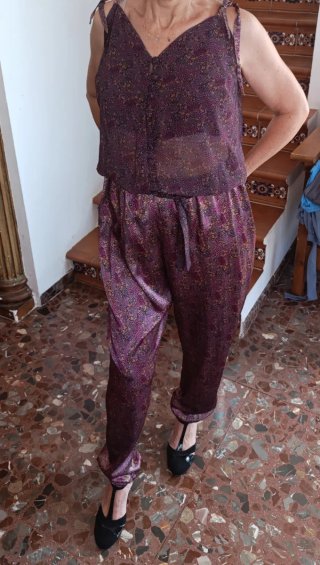Mono elegante estilo bohemio