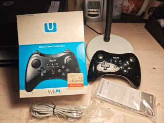 Wii U Pro Controller (Original)