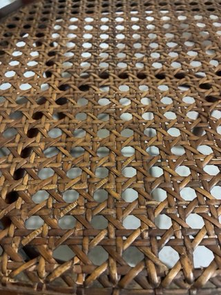 Mesa y 4 Sillas de Salón en Madera de Nogal