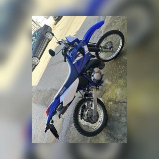 Yamaha DT Enduro Azul y Blanca