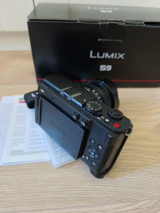 Panasonic Lumix S9 con objetivo TTArtisan 40mm