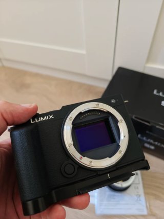 Panasonic Lumix S9 con objetivo TTArtisan 40mm