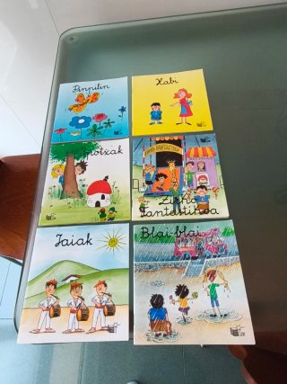 Colección de e 16 Libros infantil en Euskera