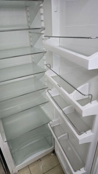 Nevera Liebherr Blanca
