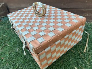 CESTA DE MIMBRE PARA PICNIC VINTAGE AÑOS 60