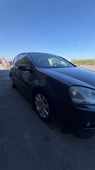 Volkswagen Golf V