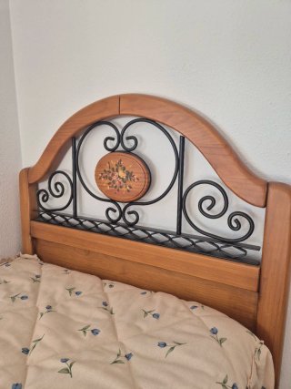 Cama con Cabecero y colchón