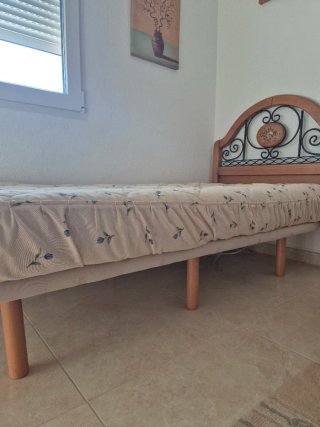 Cama con Cabecero y colchón