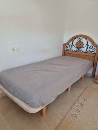 Cama con Cabecero y colchón