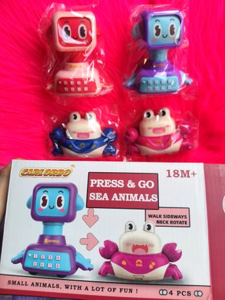 Nuevo set de 4 Juguetes Animales Marinos bebé 18 m