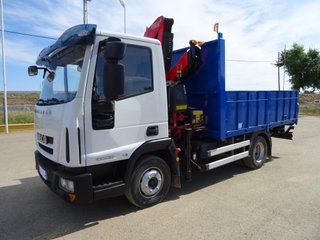 Iveco EUROCARGO ML 100E22-CAMIONES GRUA