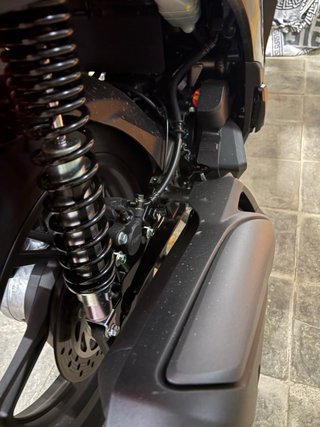 Honda SH 125 Scooter Negra
