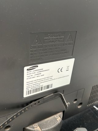 Televisor Samsung 46 Full HD con base rotadora