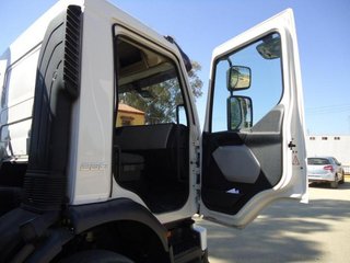 Volvo FE 280-CAMIONES GRUA