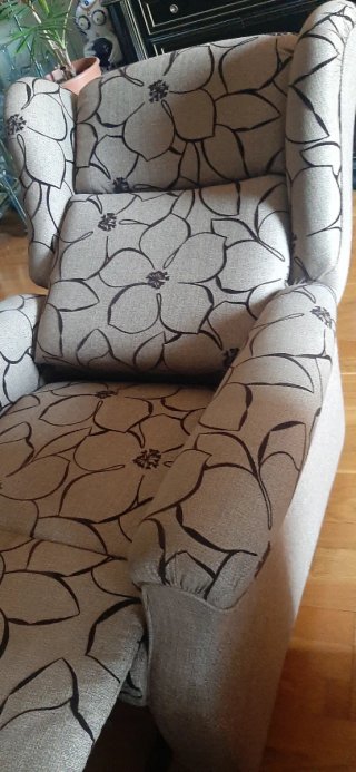 Sillón orejero reclinable varias posiciones