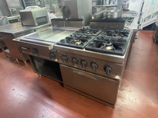 Cocina Profesional Fry Top de cromo Serie 900