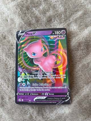 Cartas Pokémon Pikachu y más
