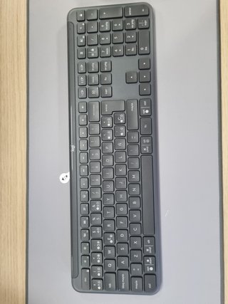 Teclado Logitech Signature Slim K950 Bluetooth