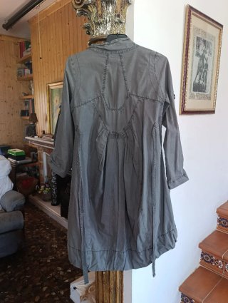 Vestido DDP moderno estilo desigual