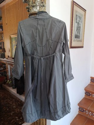 Vestido DDP moderno estilo desigual