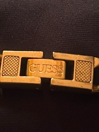 Cadena Guess Dorada