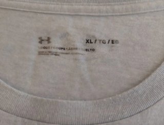 Camiseta Under Armour gris talla XL