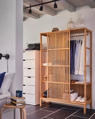 Armario abierto Ikea NORDKISA guardarropa