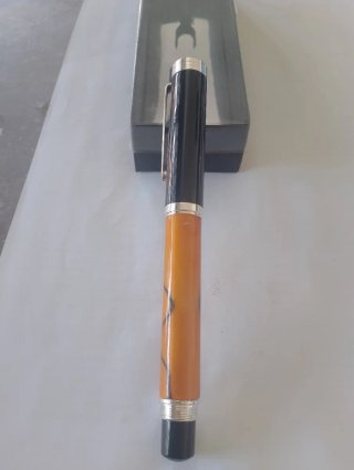 Pluma estilográfica nueva sin usar