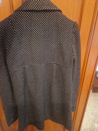 Abrigo Stradivarius Talla M Lunares