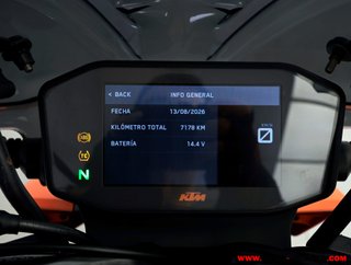 KTM 890 DUKE GP