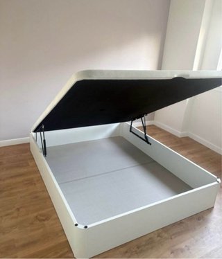 Cama abatible con Cabezl