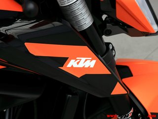 KTM 890 DUKE GP