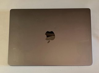Apple macbook pro 2021 M1 Pro 14” 16gb y 512gb