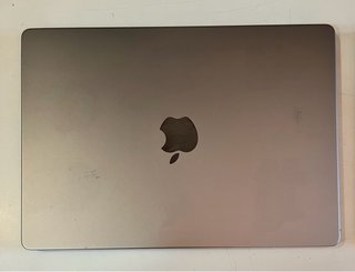 Apple macbook pro 2021 M1 Pro 14” 16gb y 512gb