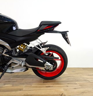 APRILIA Tuono 660 Factory (modelo actual) 2025