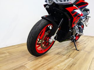 APRILIA Tuono 660 Factory (modelo actual) 2025