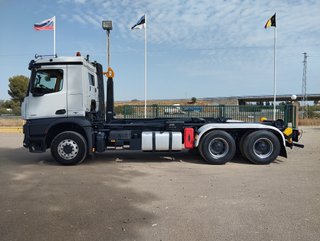 Mercedes AROCS 26 51-CAMIONES GANCHOS PORTACONTENE