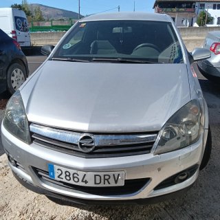 Opel Astra Plateado