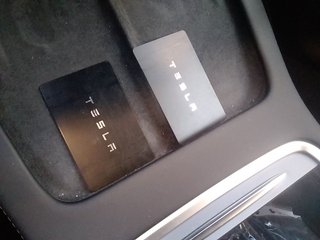 Tesla Model Y Gran Autonomía 4WD 350 kW (476 CV)