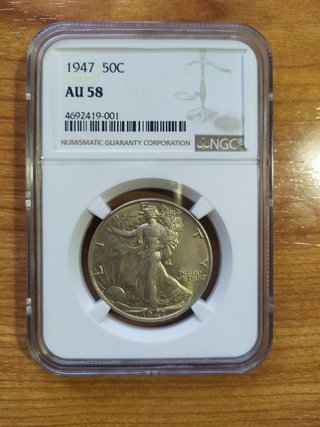 Medio Dólar 1947 Walking Liberty NGC AU58 Plata