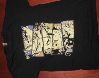 Camiseta Anime Negra Talla M