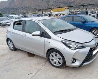 450888 llanta toyota yaris (xp21) hybrid active