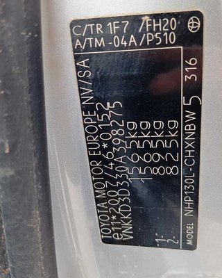 450888 llanta toyota yaris (xp21) hybrid active