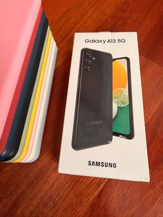 Samsung Galaxy A13 5G 128GB 9 fundas de silicona